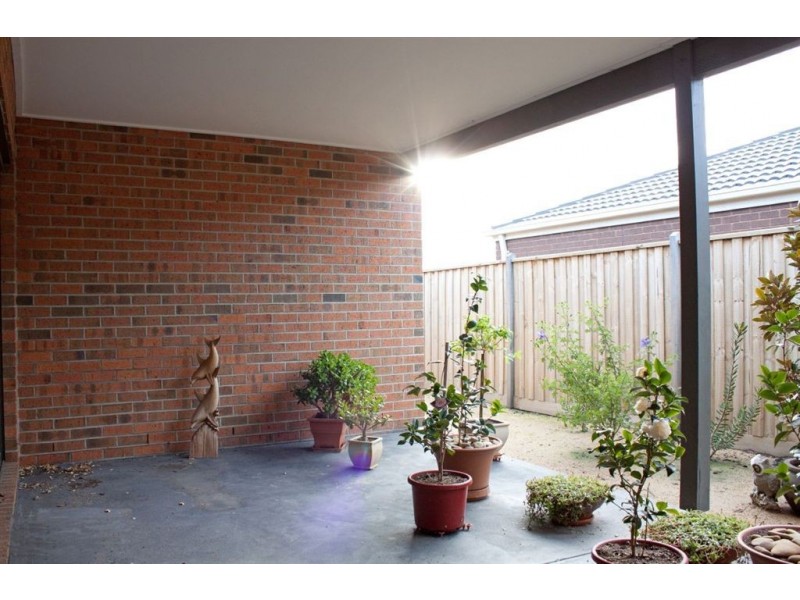 41 Bluemist Circuit, Lyndhurst VIC 3975