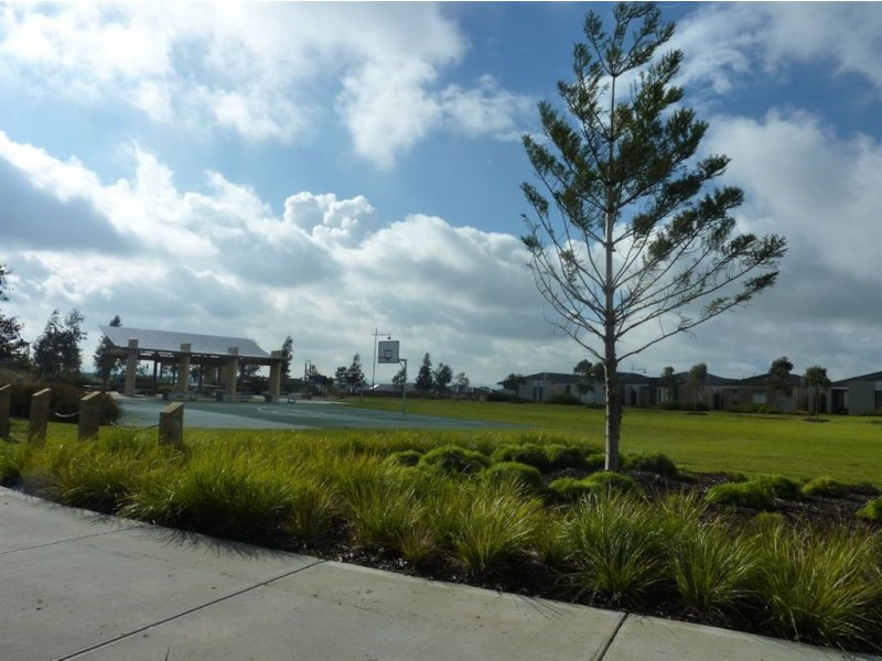 Lot 3028 McGarvie Drive, Cranbourne North VIC 3977