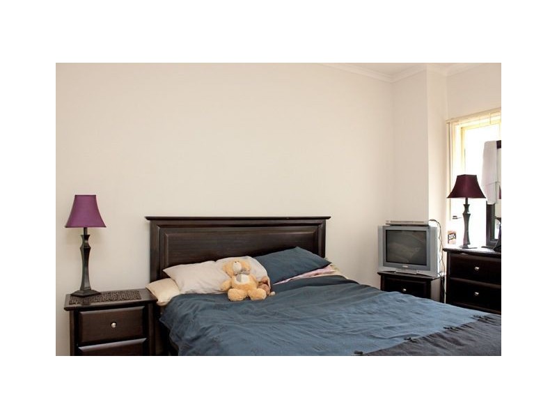 6 Boldrewood Place, Lynbrook VIC 3975