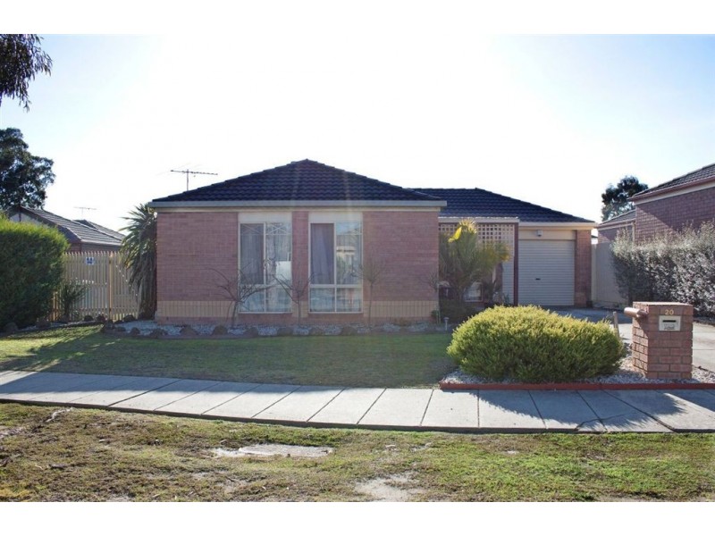 20 Henry Lawson Drive, Lynbrook VIC 3975
