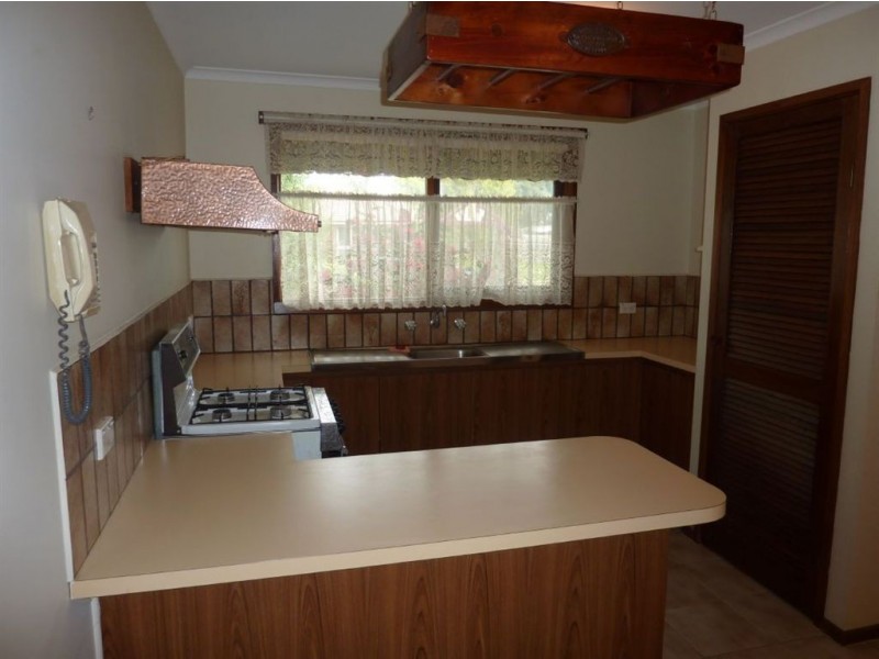 12 Flinders Court, Cranbourne North VIC 3977