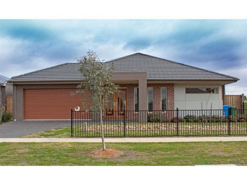 143 Aylmer Road, Lyndhurst VIC 3975