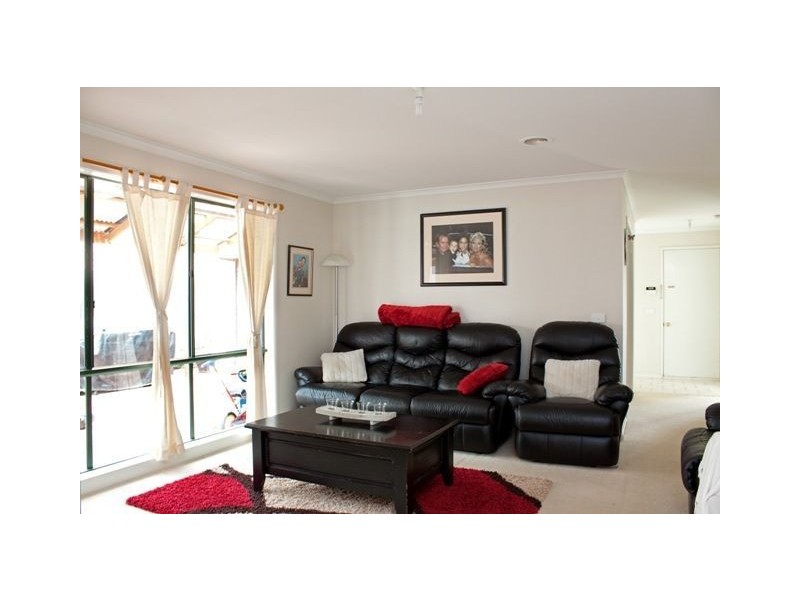 87 Central Road, Hampton Park VIC 3976