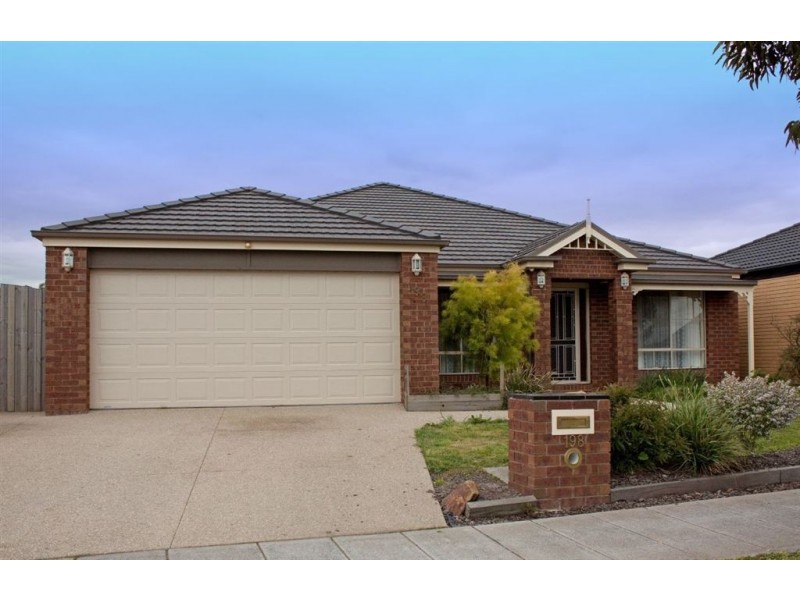 198 Paterson Drive, Lynbrook VIC 3975