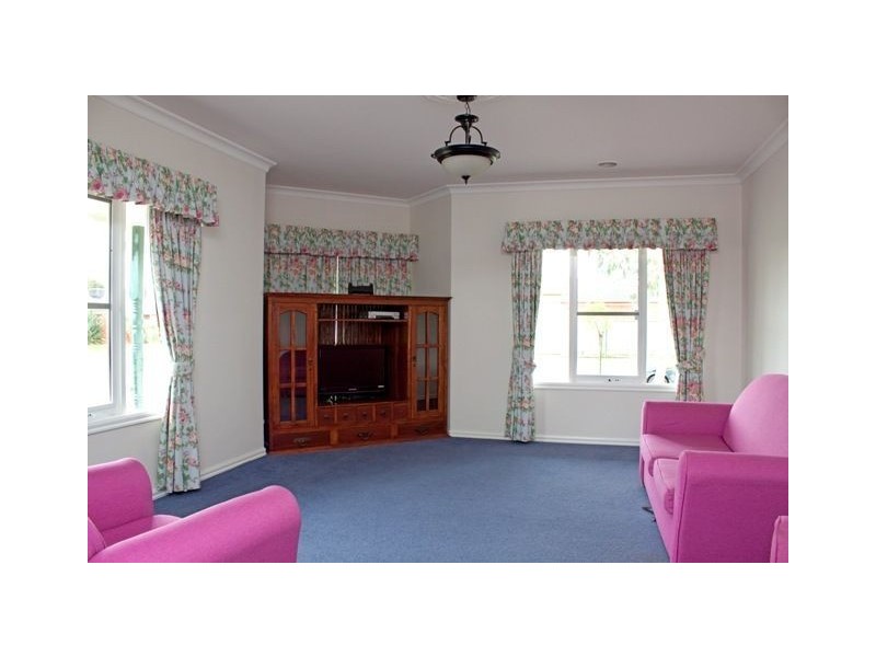 49 Cato Parkway, Lynbrook VIC 3975