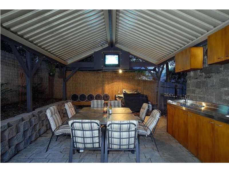 42 Morris Road, Upwey VIC 3158