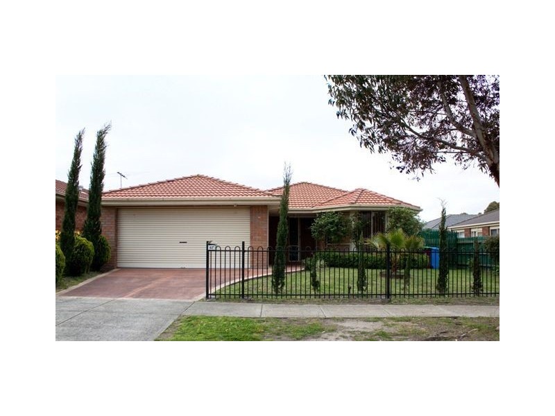 67 The Parkway, Hampton Park VIC 3976