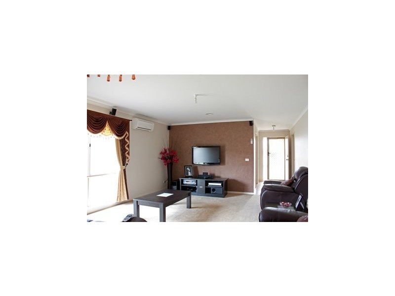 29 Domino Way, Hampton Park VIC 3976