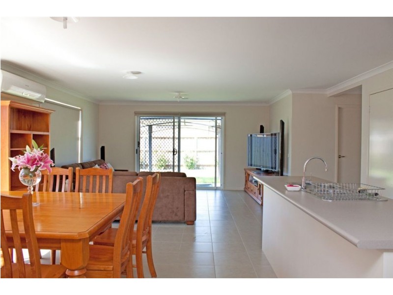 29 Locky Grove, Lyndhurst VIC 3975