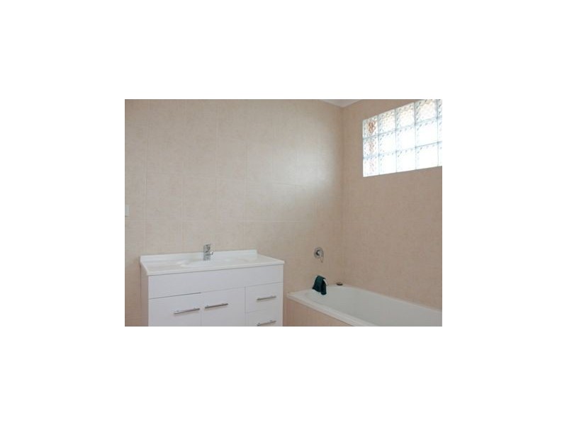 4 Garnet Court, Hampton Park VIC 3976