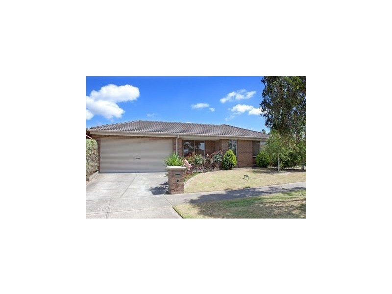 64 The Parkway, Hampton Park VIC 3976