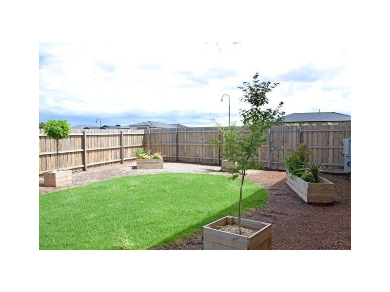 1 Stefan Drive, Berwick VIC 3806