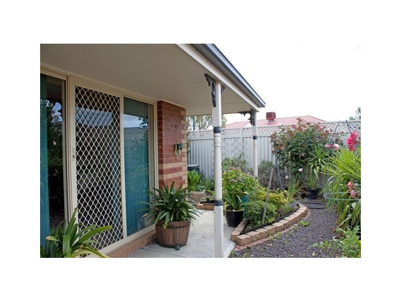 37 Hunt Club Boulevard, Cranbourne East VIC 3977