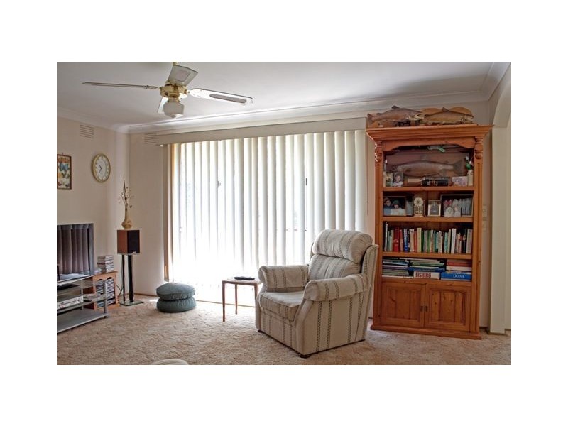 6 The Grange, Hampton Park VIC 3976