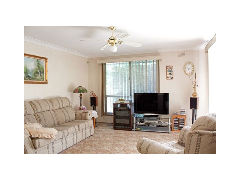 6 The Grange, Hampton Park VIC 3976