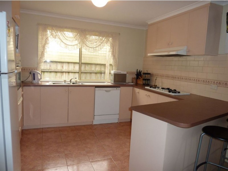 23 Jarryd Crescent, Berwick VIC 3806