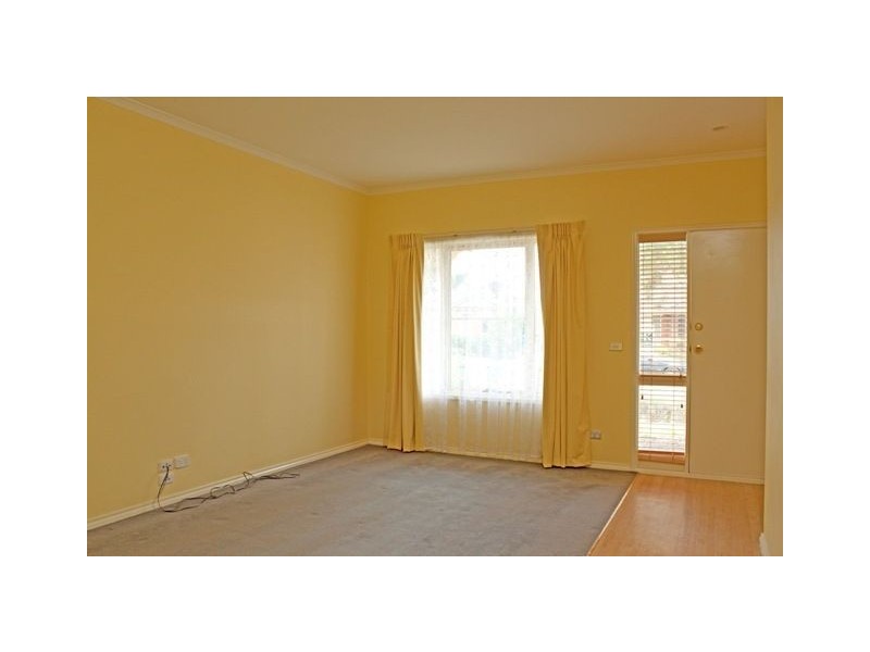 10 Cato Parkway, Lynbrook VIC 3975