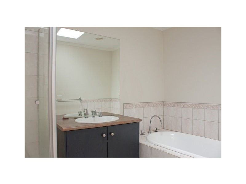 110 Langbourne Drive, Narre Warren South VIC 3805