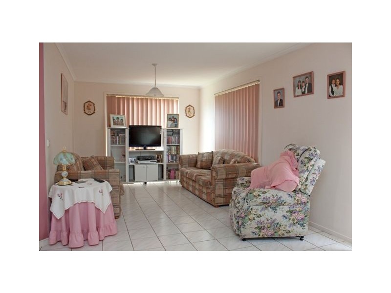 12 Pinnacle Way, Hampton Park VIC 3976