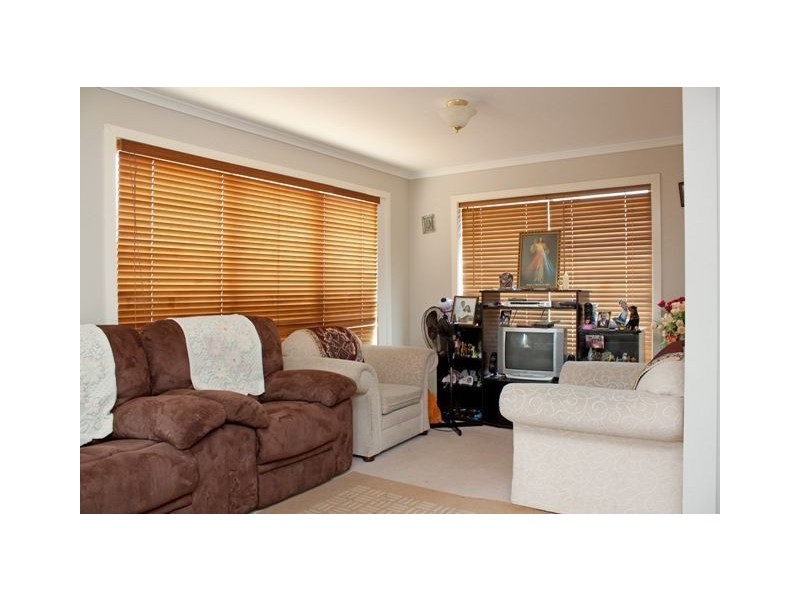 2/167 Ormond Road, Hampton Park VIC 3976