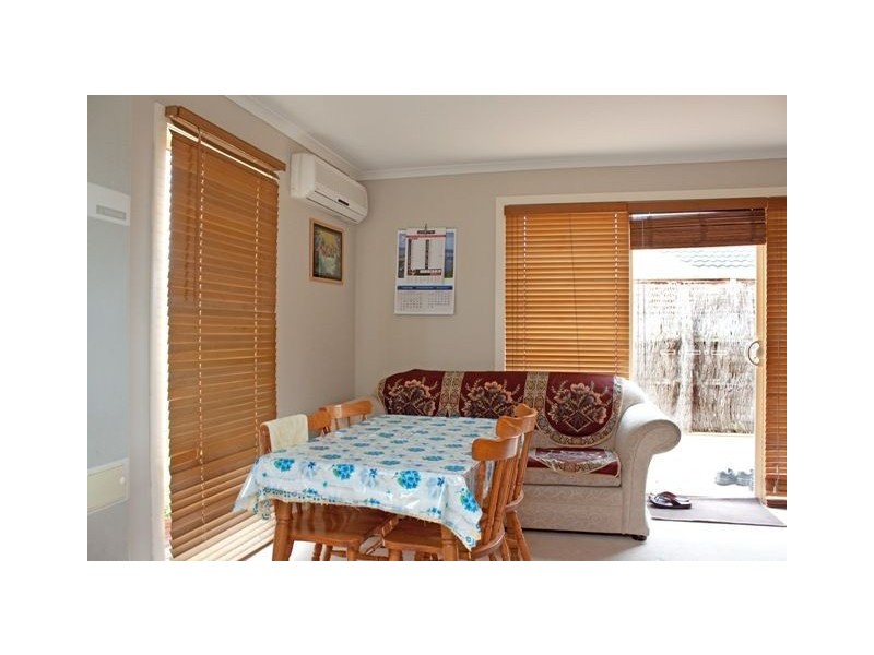 2/167 Ormond Road, Hampton Park VIC 3976