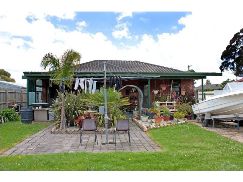 4 Garnet Court, Hampton Park VIC 3976