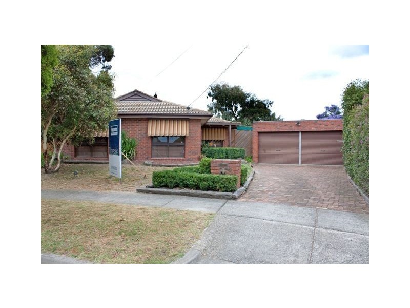 2 Shelley Court, Hampton Park VIC 3976