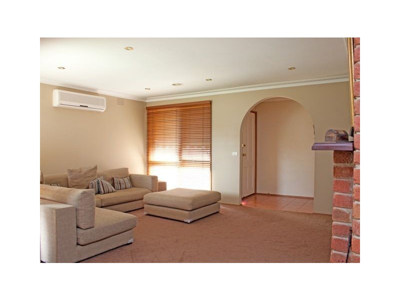 2 Shelley Court, Hampton Park VIC 3976