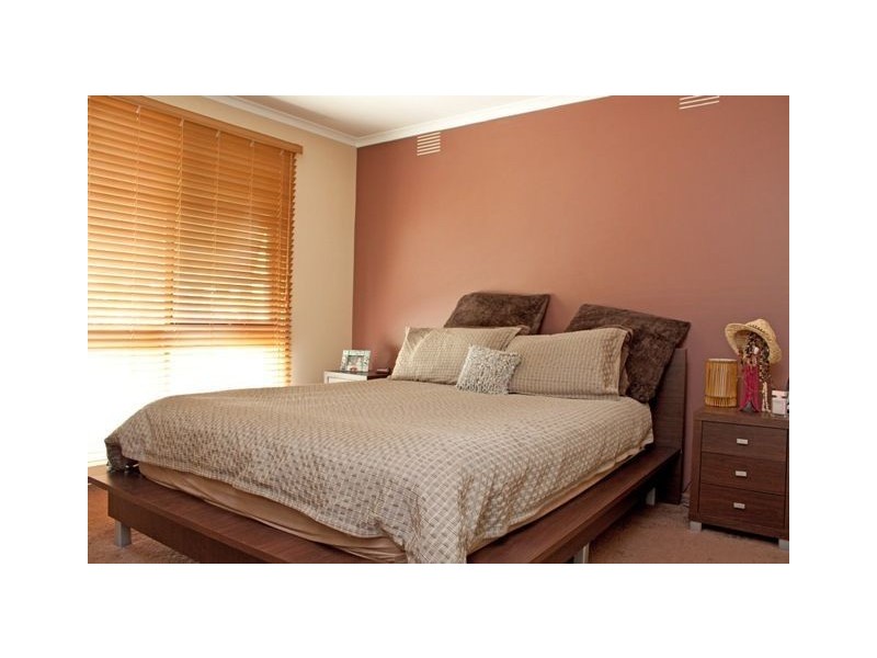 2 Shelley Court, Hampton Park VIC 3976