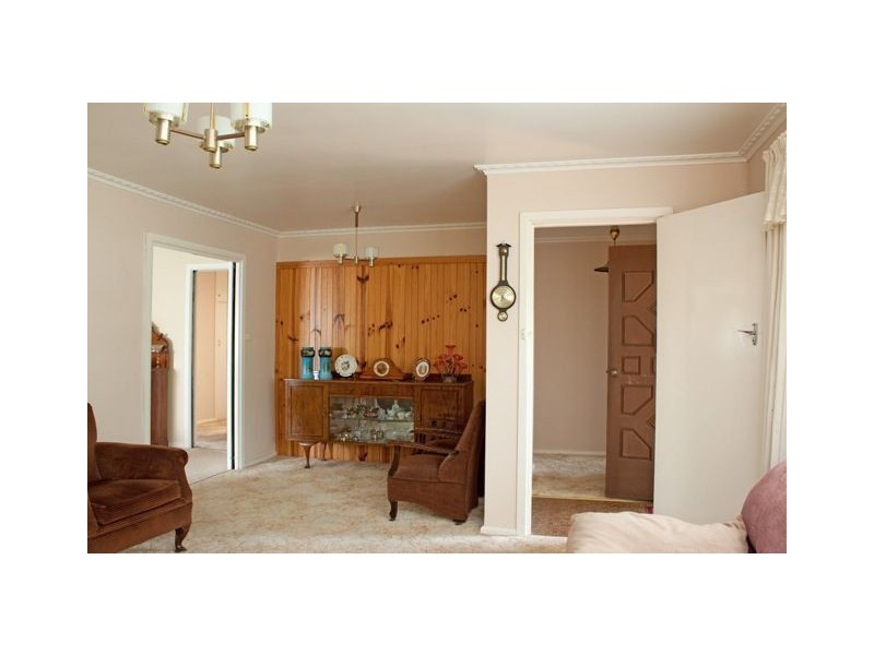 28 The Fairway, Hampton Park VIC 3976