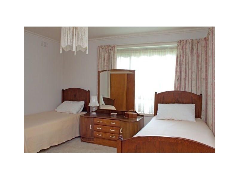 28 The Fairway, Hampton Park VIC 3976