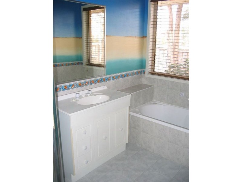 19 Durack Avenue, Lynbrook VIC 3975