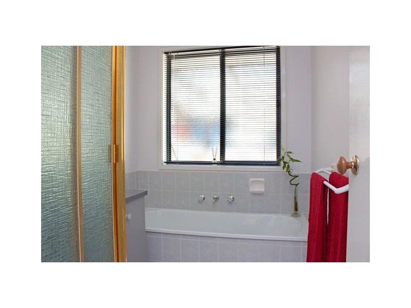 13 Marjoram Close, Hallam VIC 3803