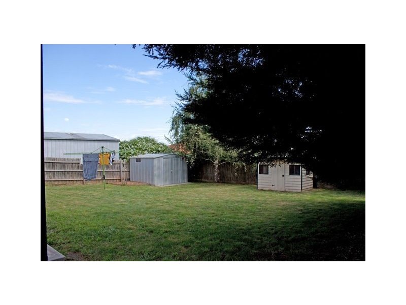 7 Jessica Drive, Hampton Park VIC 3976