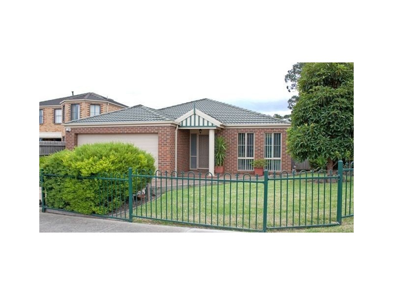 42 Branton Drive, Hampton Park VIC 3976