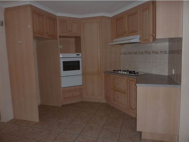 93 Hinrichsen Drive, Hallam VIC 3803