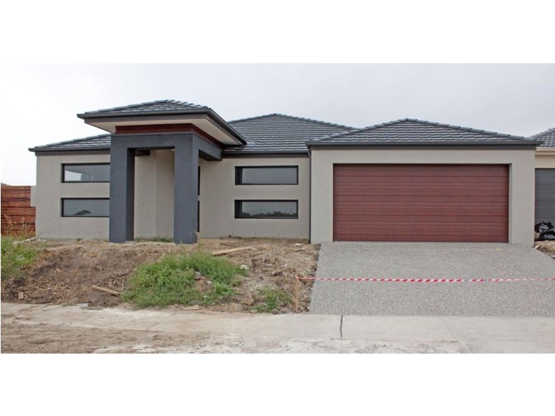 8 Lamada Street, Lyndhurst VIC 3975