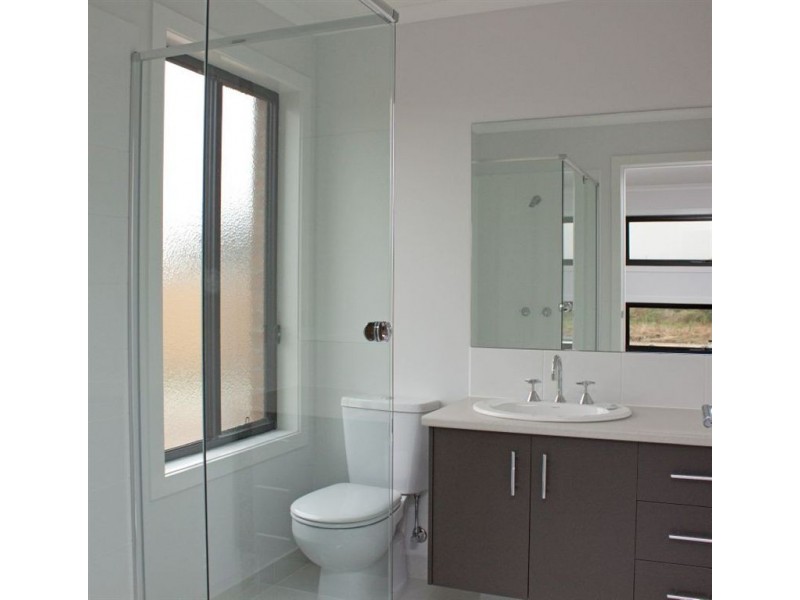 8 Lamada Street, Lyndhurst VIC 3975