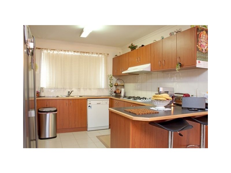 19 Nirringa Drive, Hampton Park VIC 3976