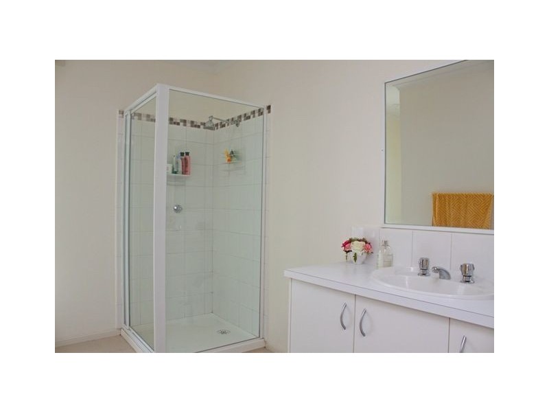 19 Nirringa Drive, Hampton Park VIC 3976