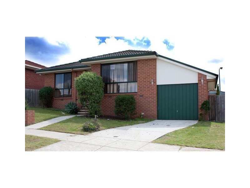 8 Highmount Drive, Hampton Park VIC 3976