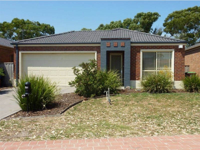 16 Silverwattle Drive, Lyndhurst VIC 3975