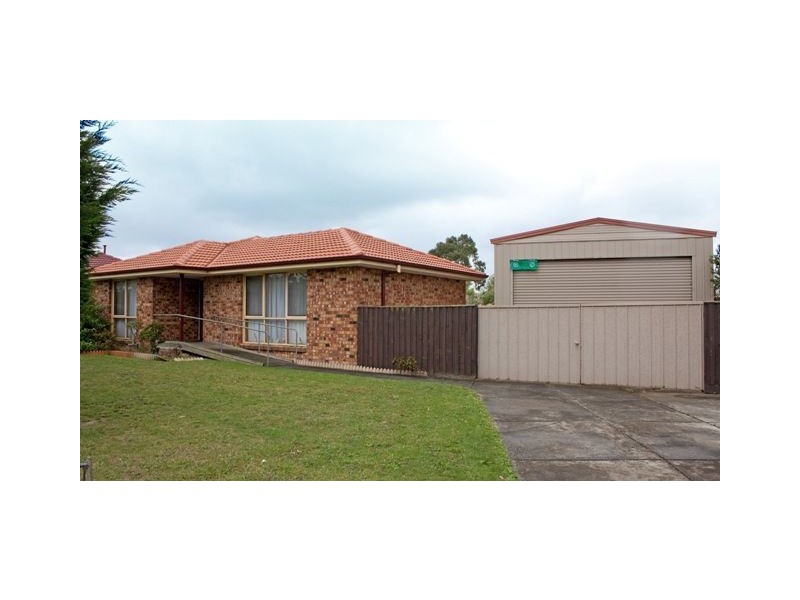 41 Cairns Road, Hampton Park VIC 3976