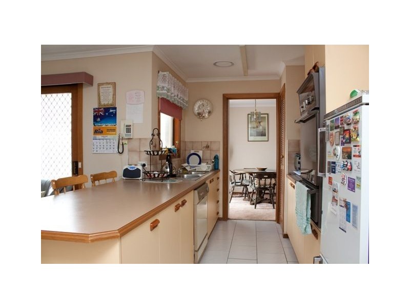 41 Cairns Road, Hampton Park VIC 3976