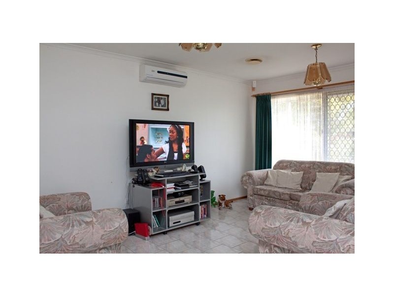 24 Glencairn Avenue, Hallam VIC 3803