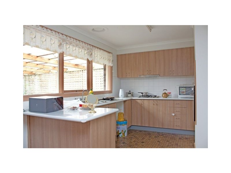 11 Somerville Road, Hampton Park VIC 3976