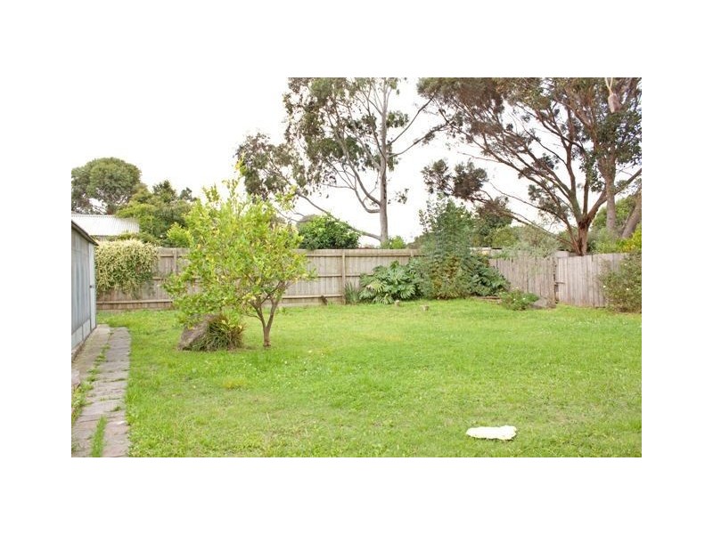 11 Somerville Road, Hampton Park VIC 3976