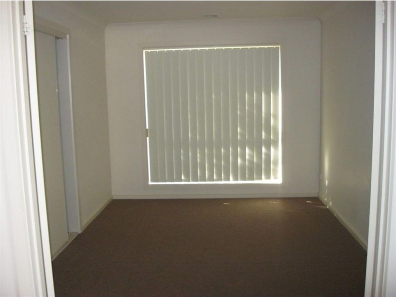 17/4 Paydon Way, Hampton Park VIC 3976