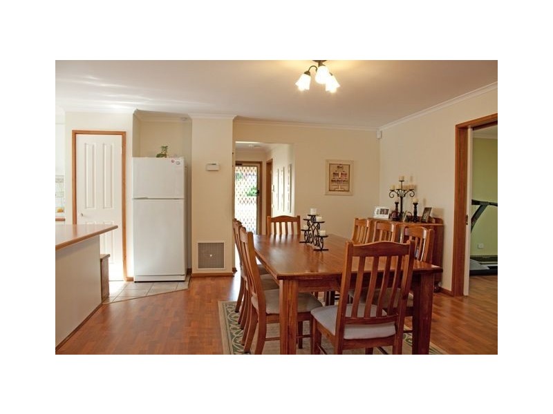 17 Belvedere Court, Hampton Park VIC 3976