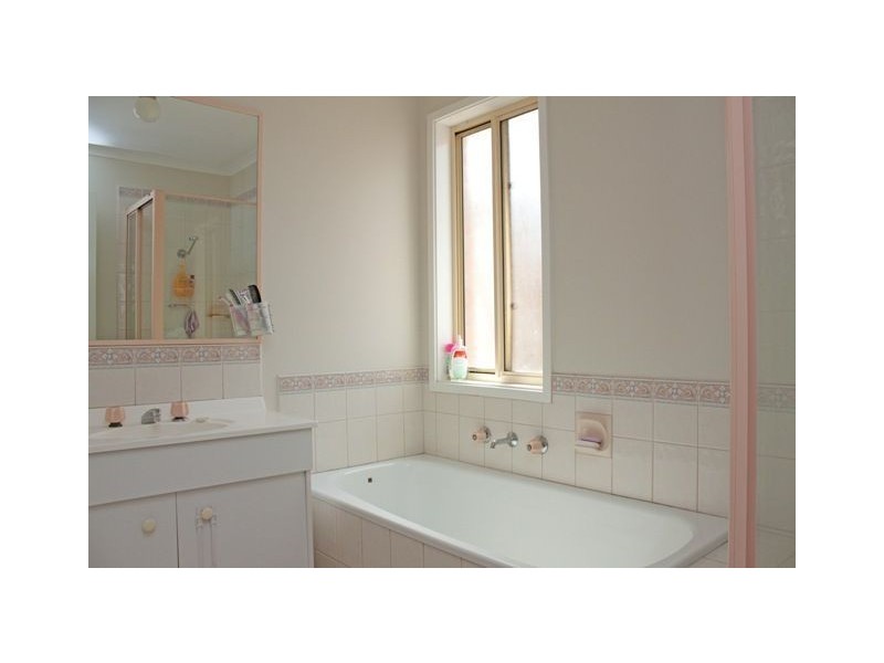 5 Stratus Court, Hampton Park VIC 3976